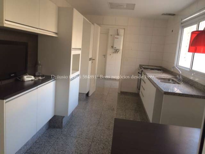 Apartamento à venda com 4 quartos, 220m² - Foto 6