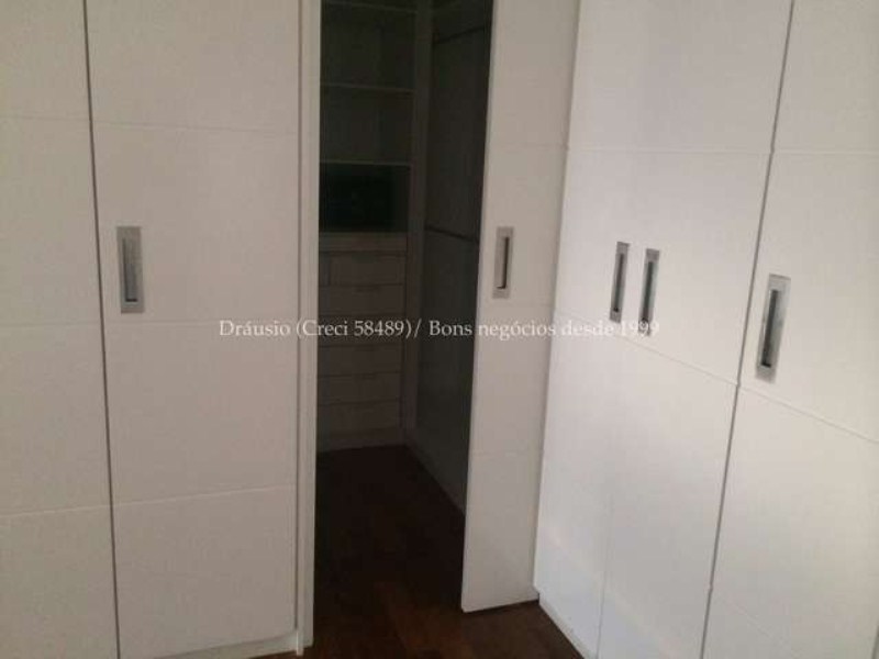 Apartamento à venda com 4 quartos, 220m² - Foto 11