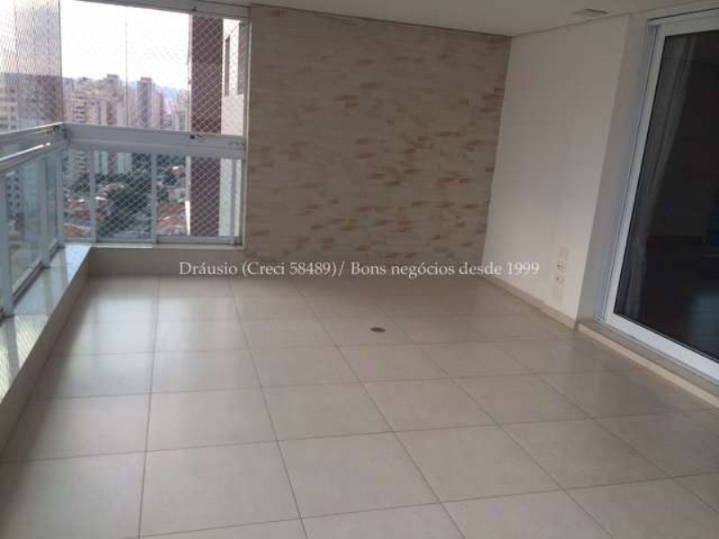 Apartamento à venda com 4 quartos, 220m² - Foto 1