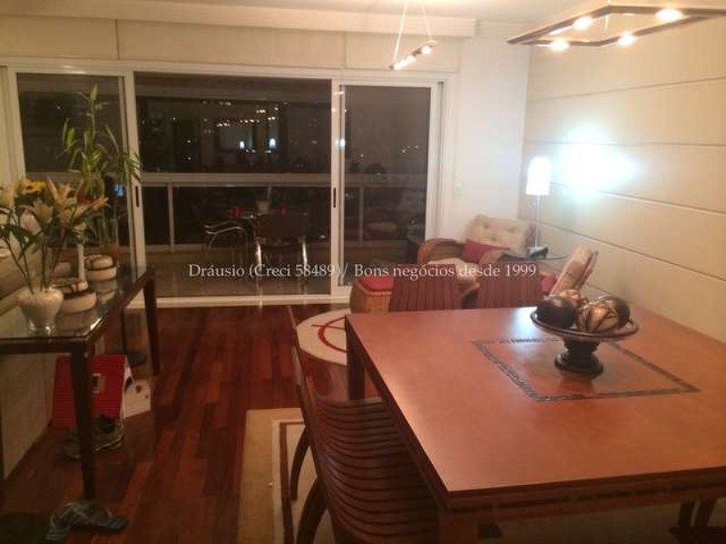 Apartamento à venda com 4 quartos, 170m² - Foto 8