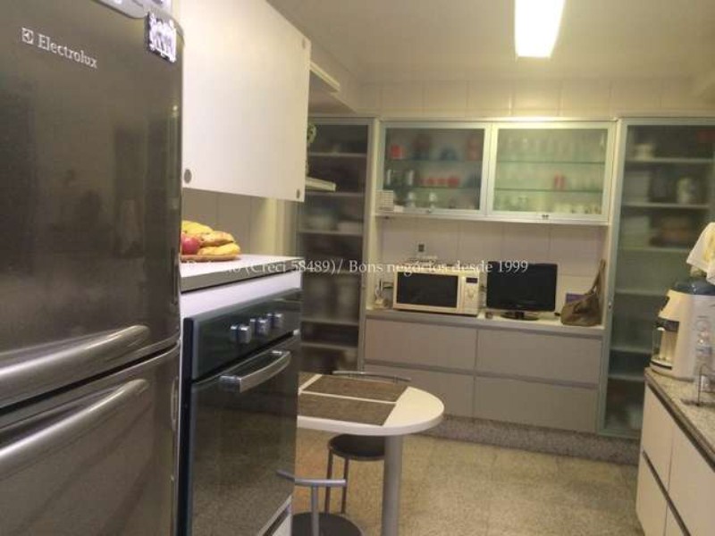 Apartamento à venda com 4 quartos, 170m² - Foto 10