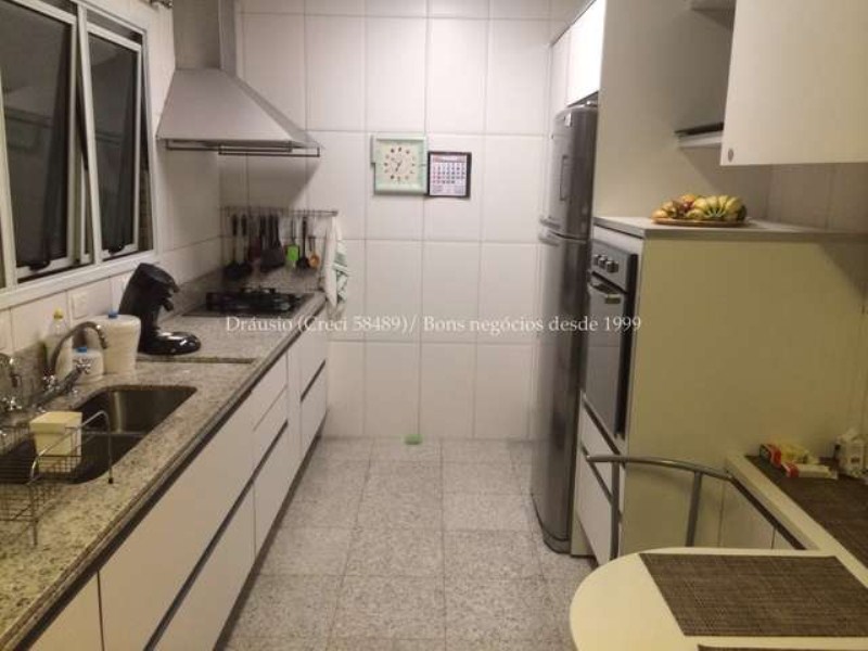 Apartamento à venda com 4 quartos, 170m² - Foto 11