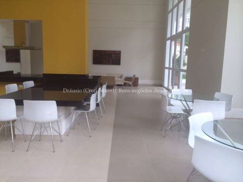 Apartamento à venda com 3 quartos, 130m² - Foto 9