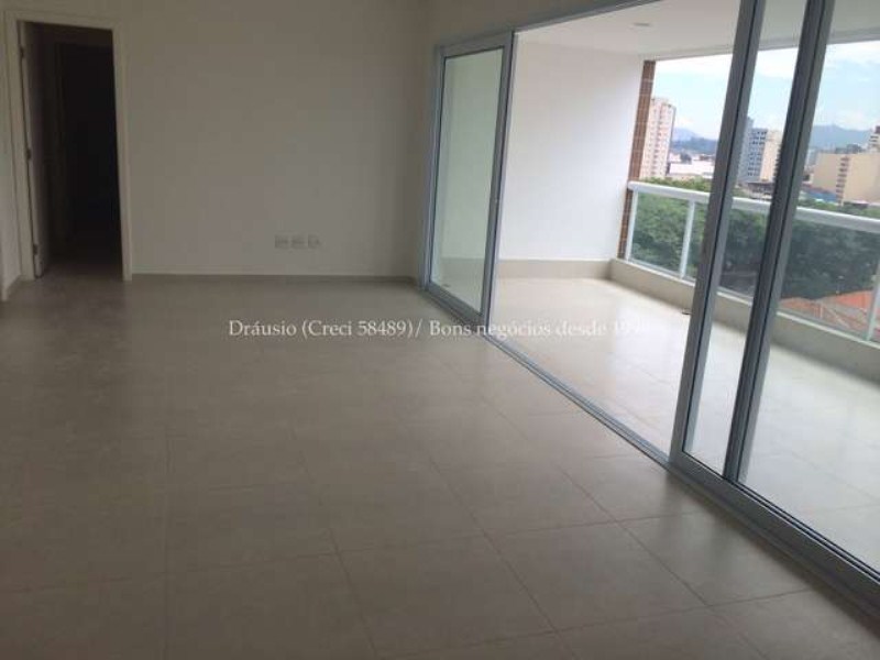 Apartamento à venda com 3 quartos, 130m² - Foto 1