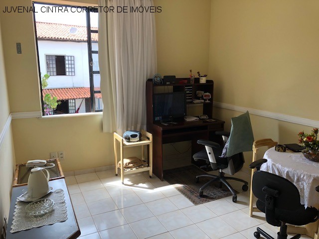 Casa de Condomínio à venda com 3 quartos, 220m² - Foto 19