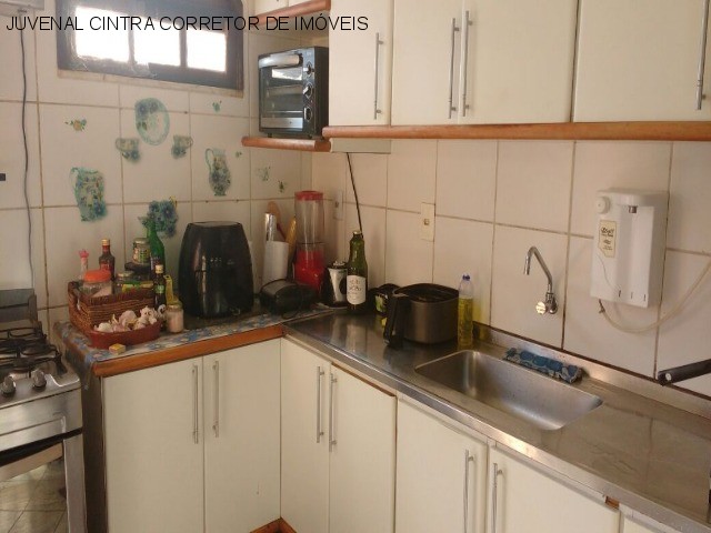 Casa à venda com 3 quartos, 800m² - Foto 26