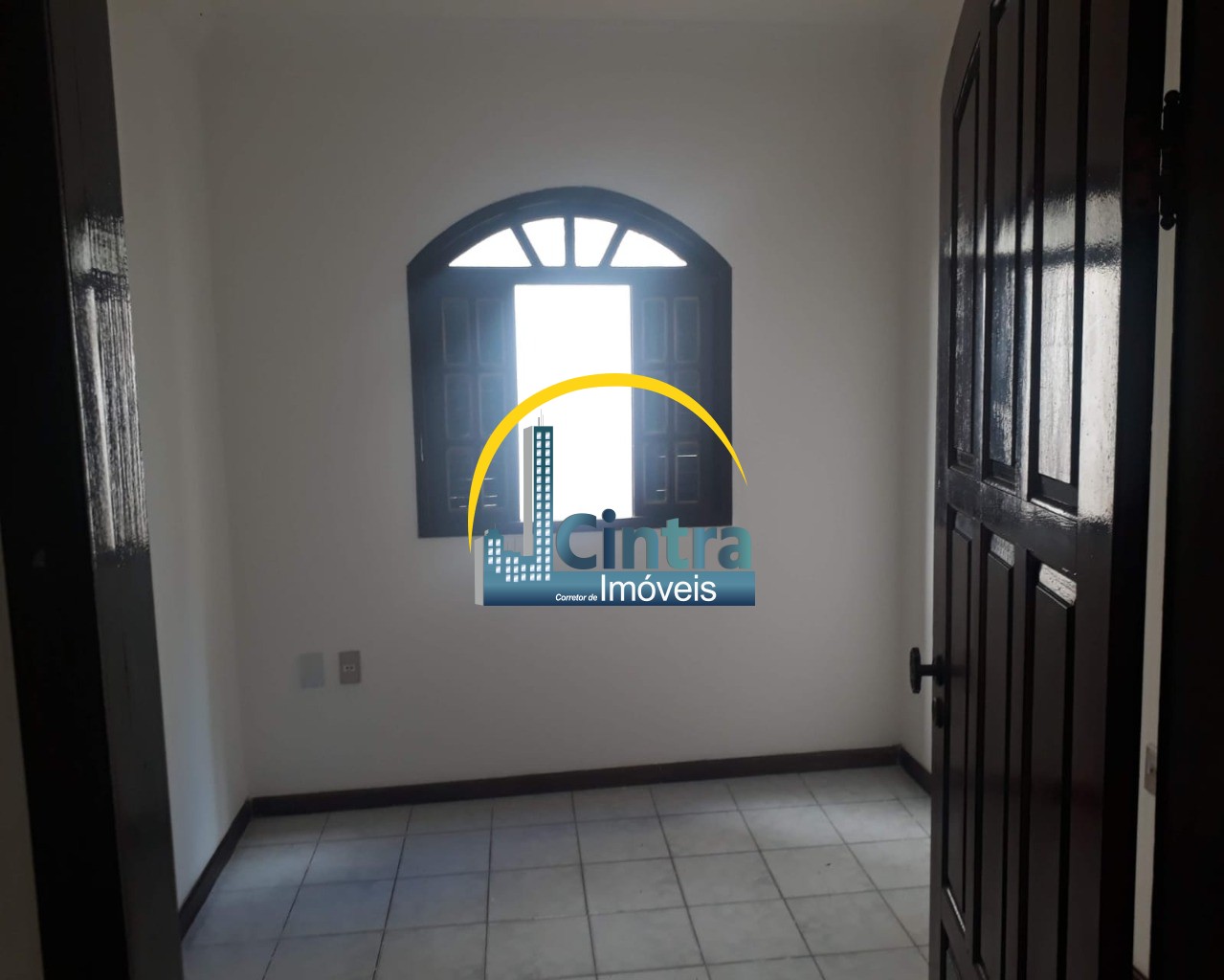 Apartamento à venda com 3 quartos, 95m² - Foto 4