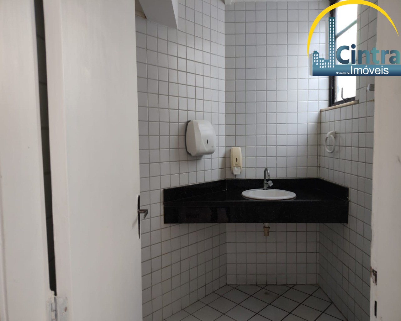 Apartamento à venda com 4 quartos, 236m² - Foto 22