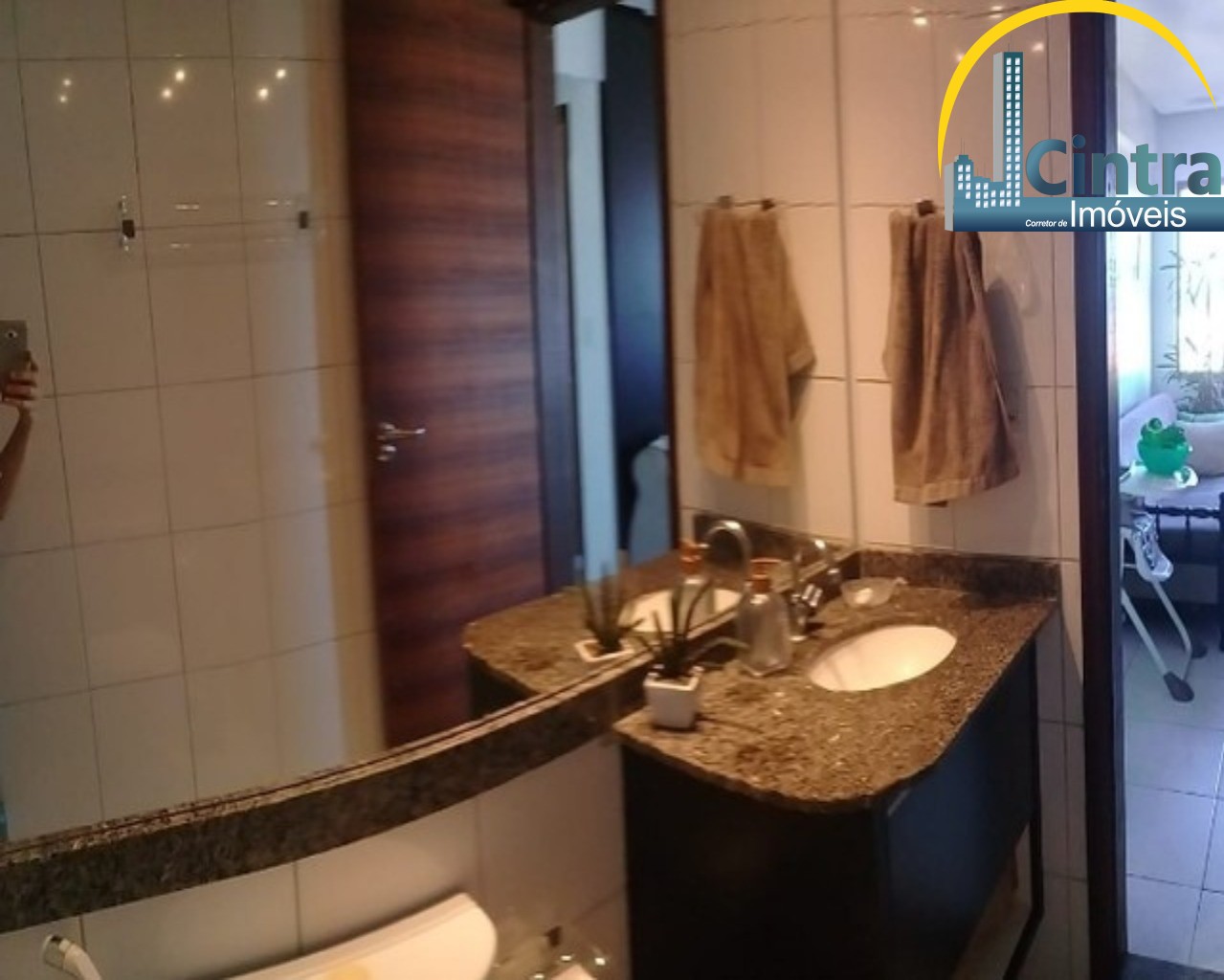 Apartamento à venda com 2 quartos, 73m² - Foto 4