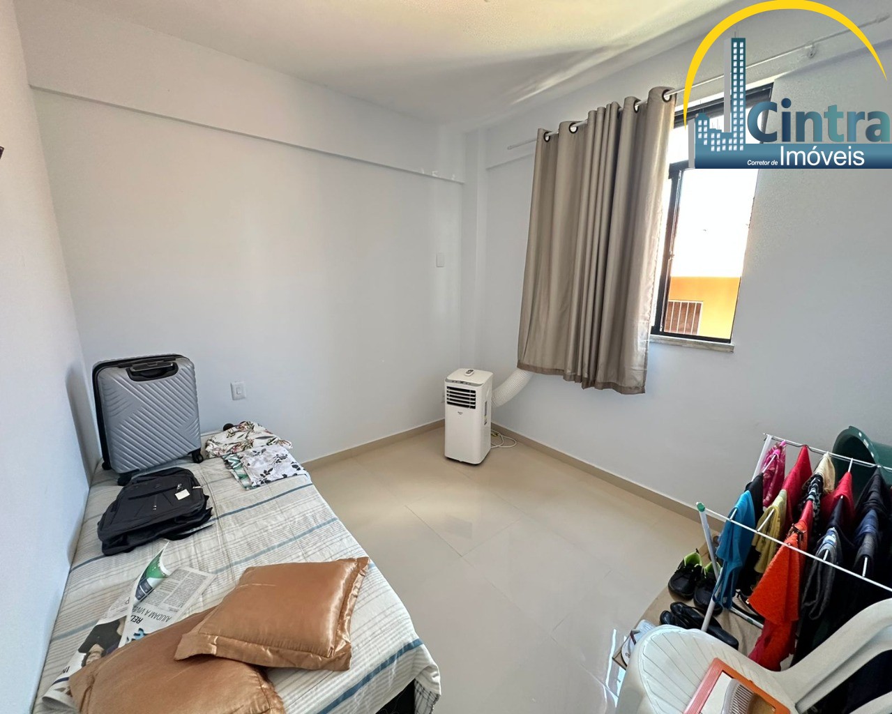 Apartamento à venda com 2 quartos, 63m² - Foto 2