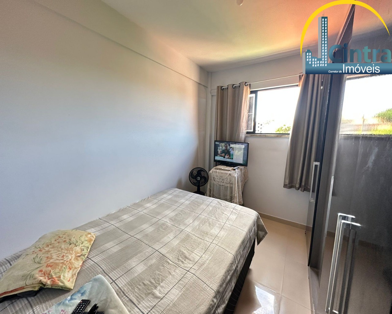 Apartamento à venda com 2 quartos, 63m² - Foto 4