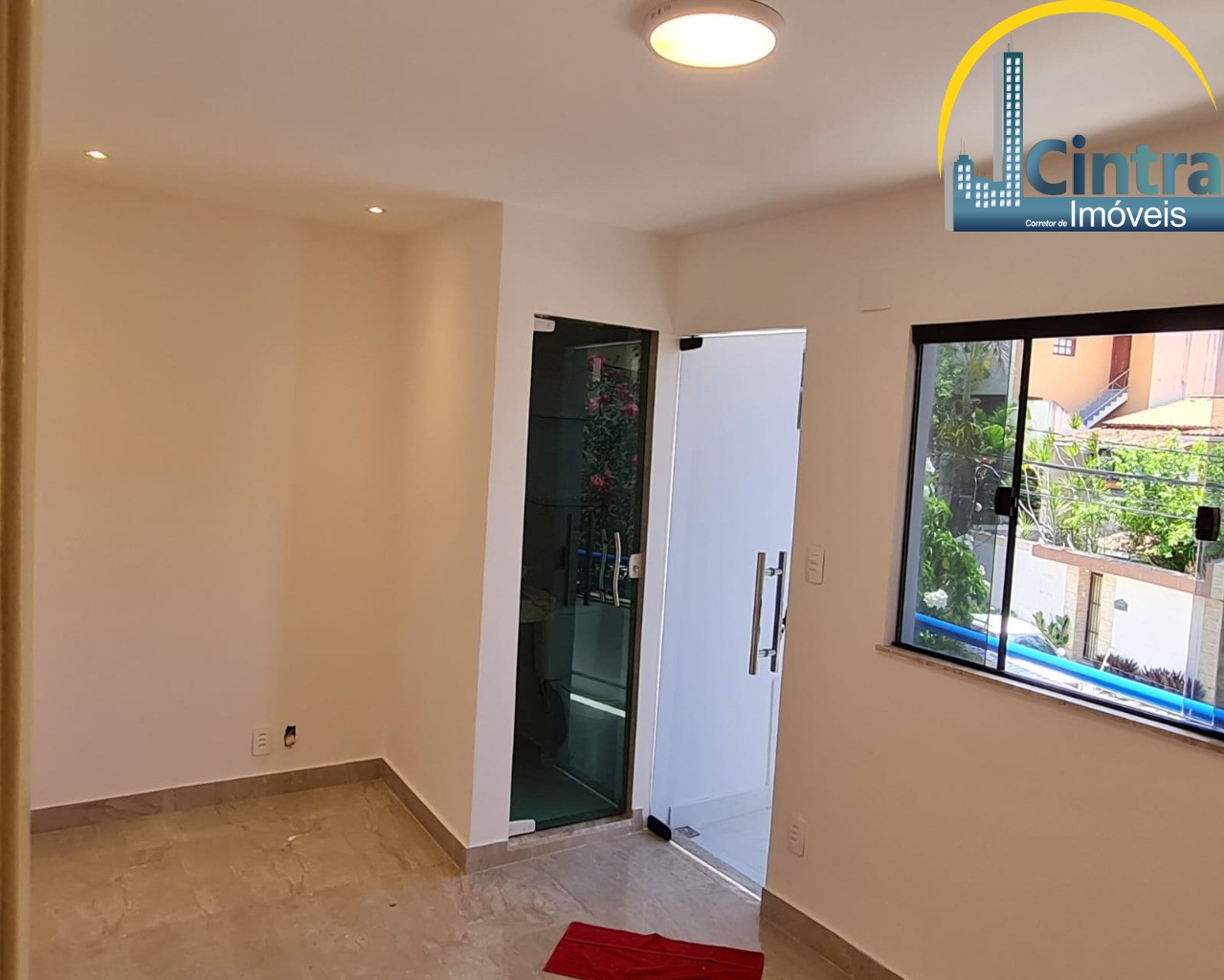 Apartamento à venda com 2 quartos, 60m² - Foto 1