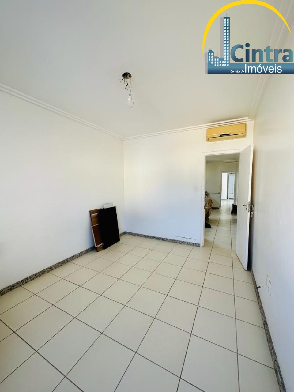 Casa à venda com 4 quartos, 212m² - Foto 27