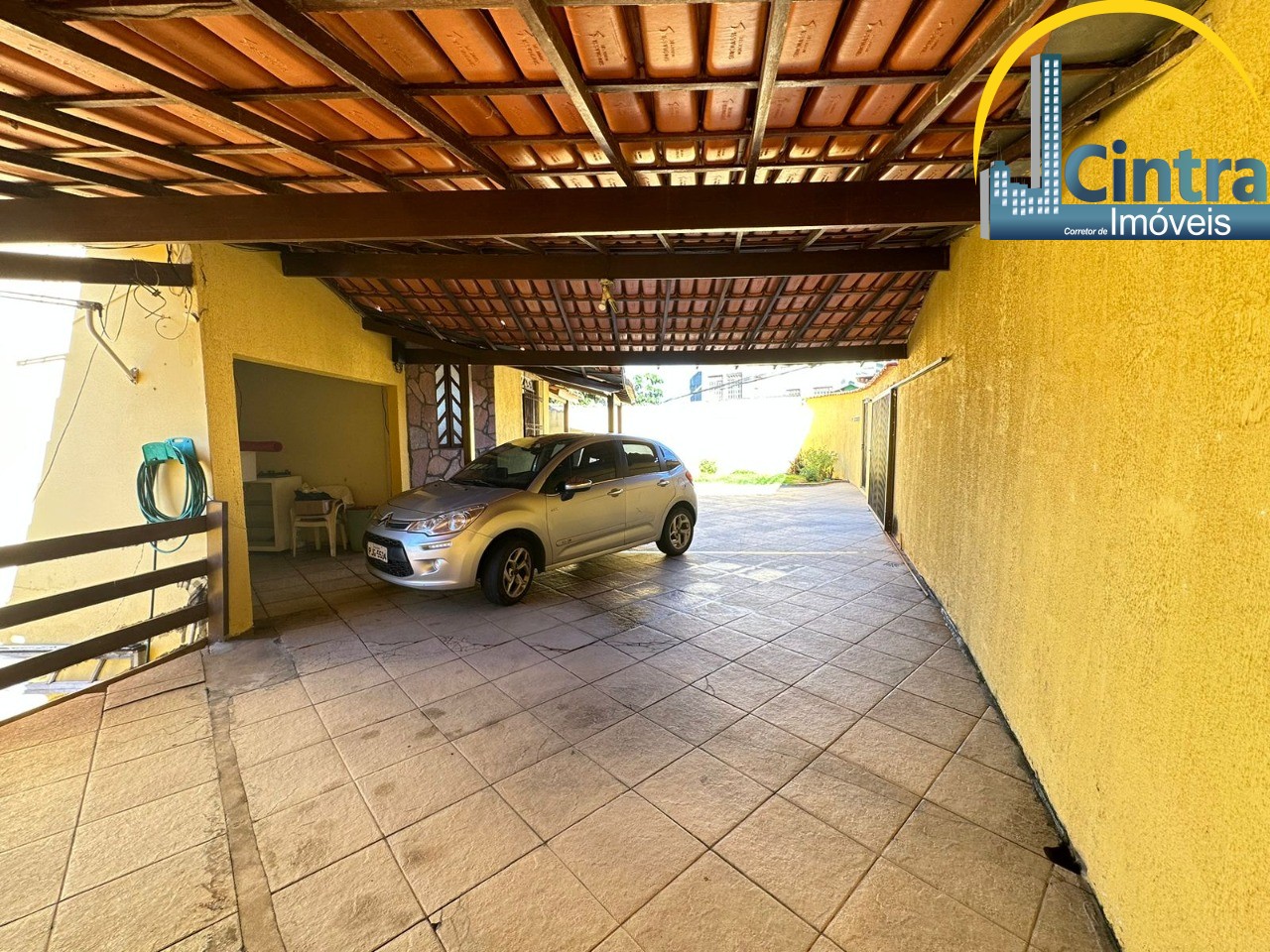 Casa à venda com 4 quartos, 350m² - Foto 46