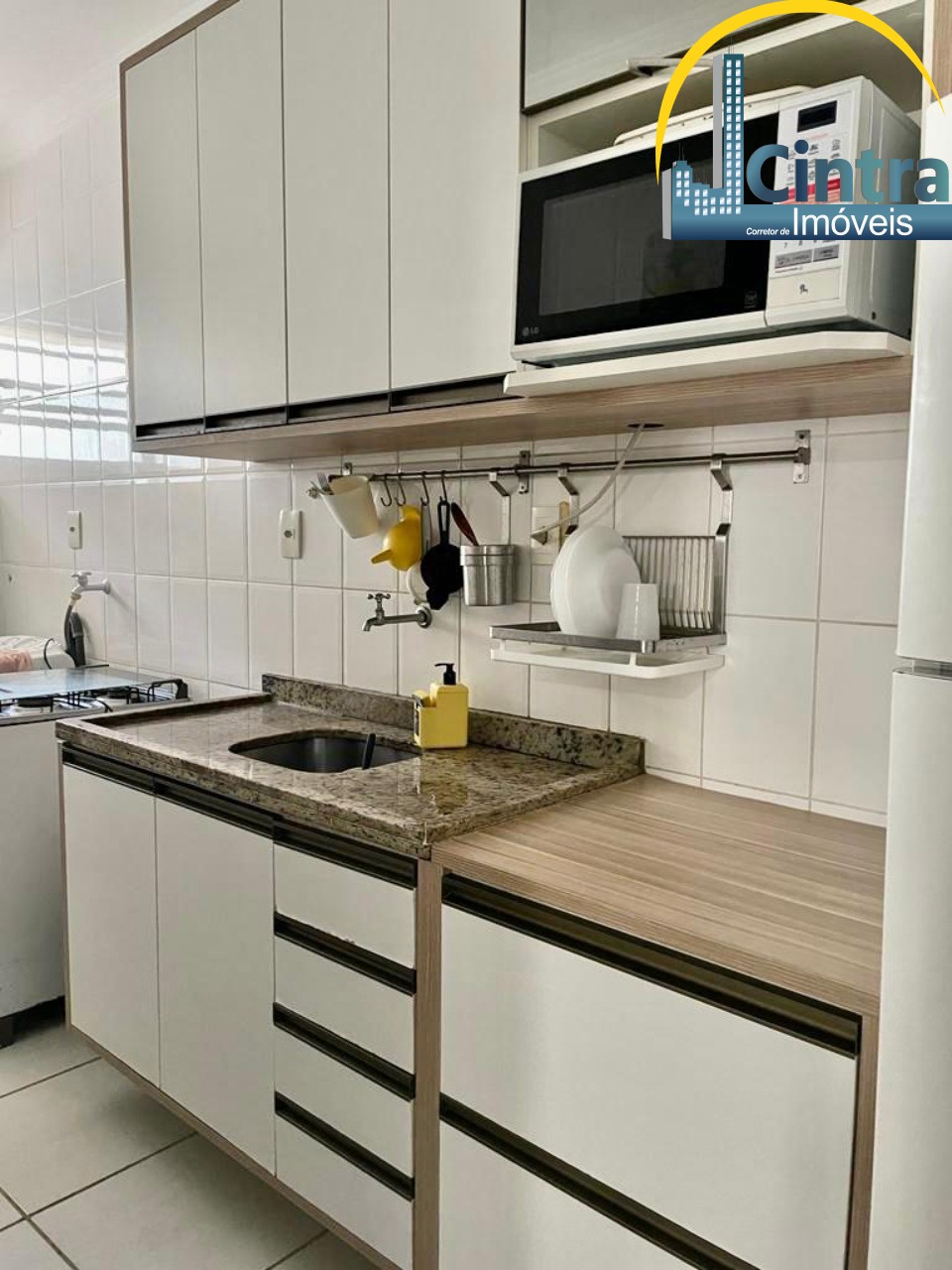 Apartamento à venda com 2 quartos, 72m² - Foto 11