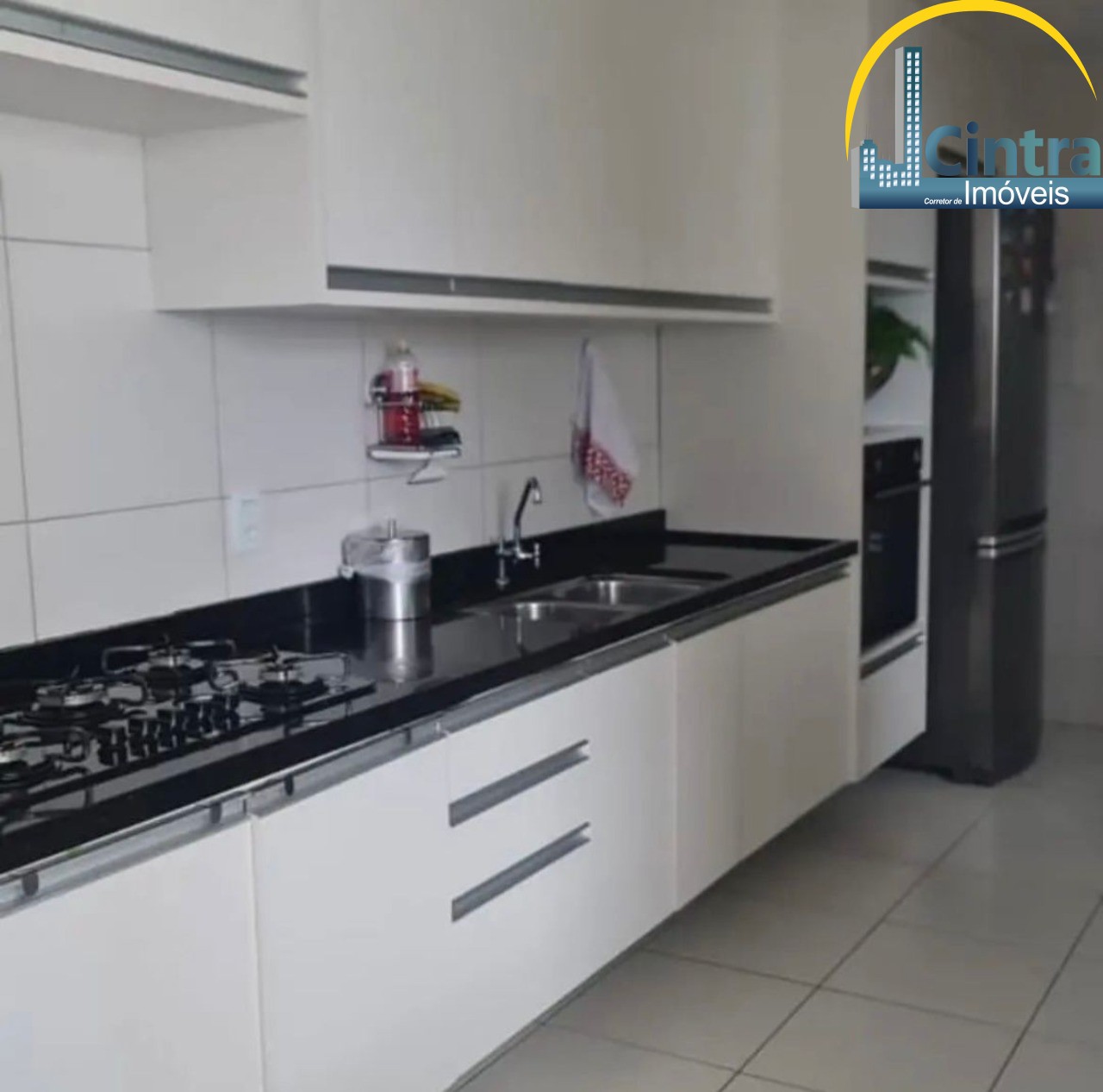 Apartamento à venda com 4 quartos, 200m² - Foto 6