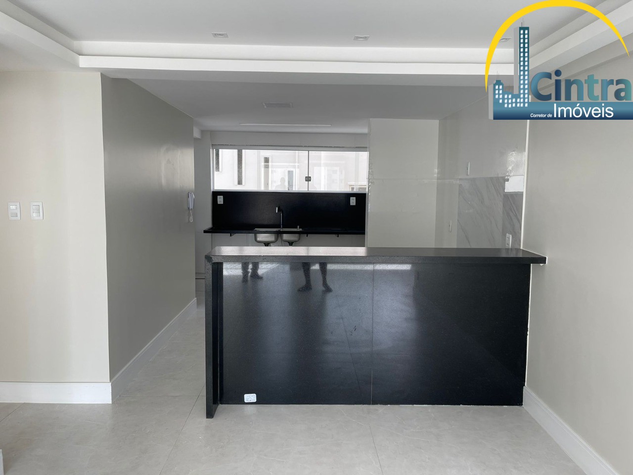 Apartamento à venda com 3 quartos, 143m² - Foto 6