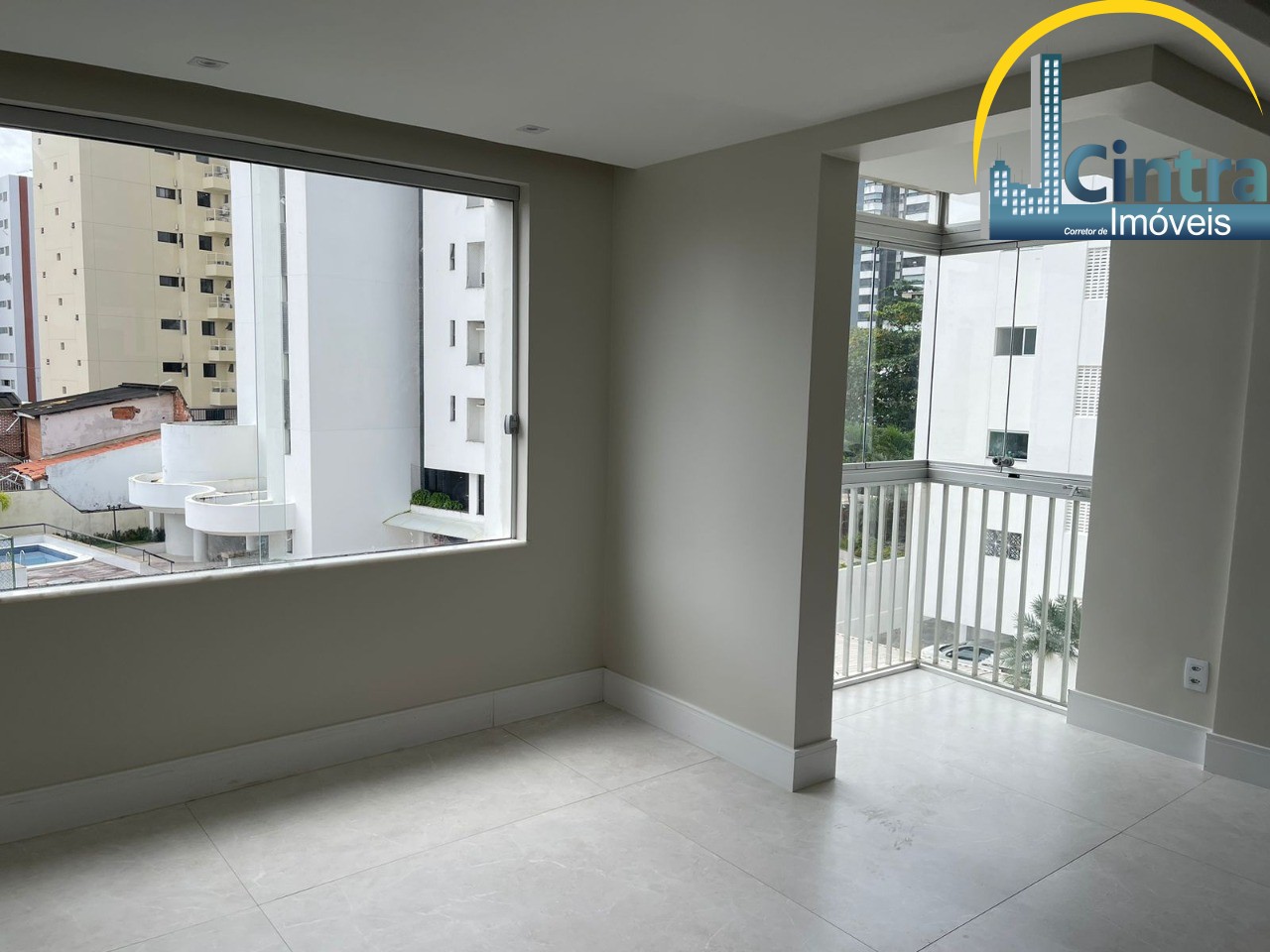 Apartamento à venda com 3 quartos, 143m² - Foto 4