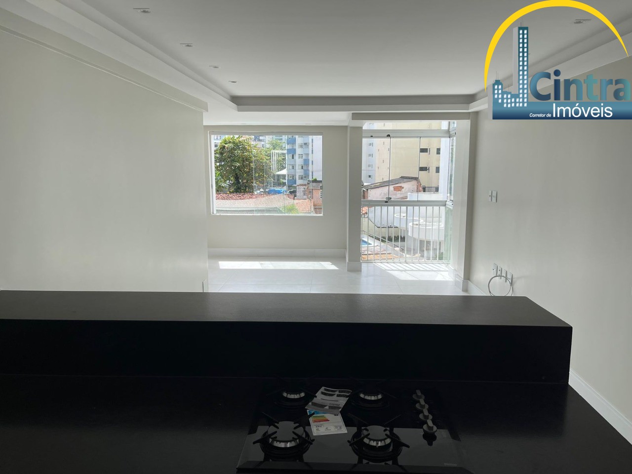 Apartamento à venda com 3 quartos, 143m² - Foto 10