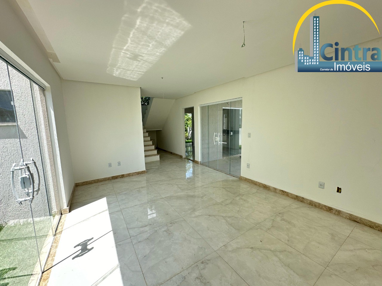 Casa de Condomínio à venda com 4 quartos, 300m² - Foto 19