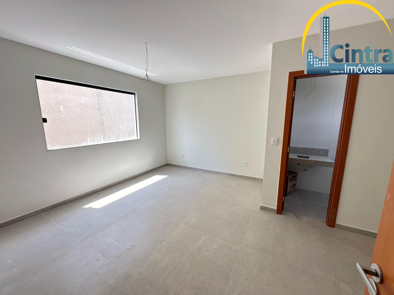 Casa de Condomínio à venda com 4 quartos, 260m² - Foto 5