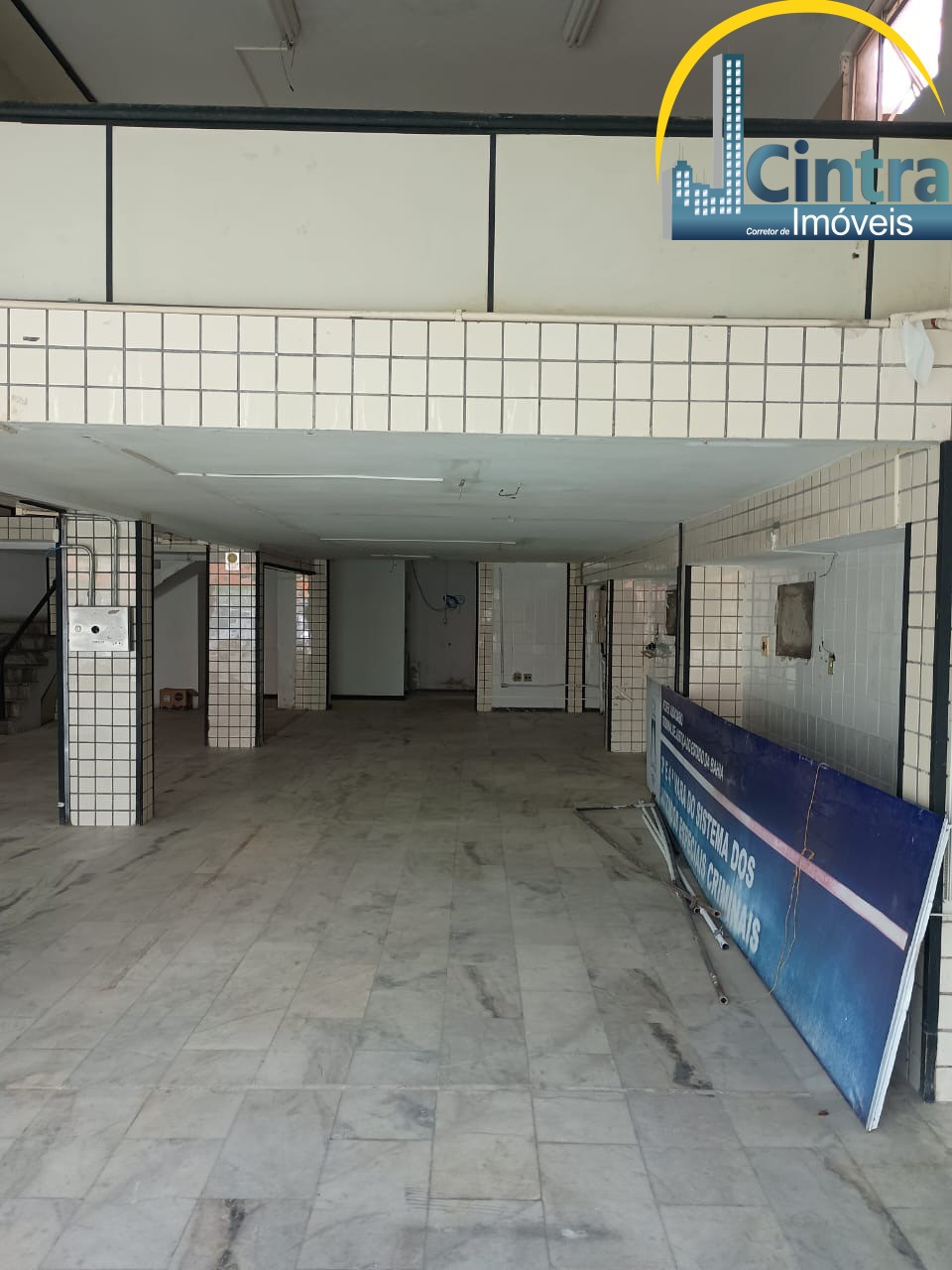 Loja-Salão para alugar, 249m² - Foto 2