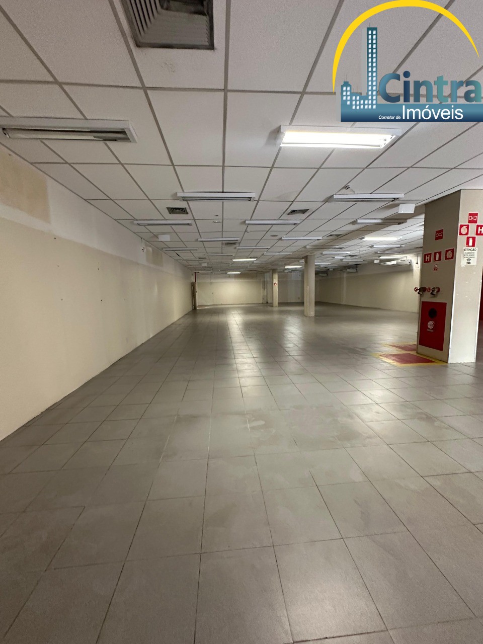 Loja-Salão para alugar, 500m² - Foto 2