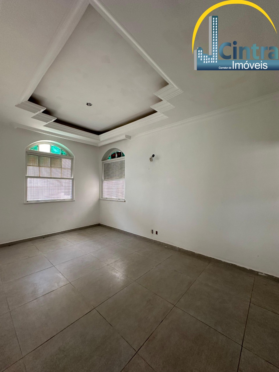 Casa à venda com 3 quartos, 400m² - Foto 7