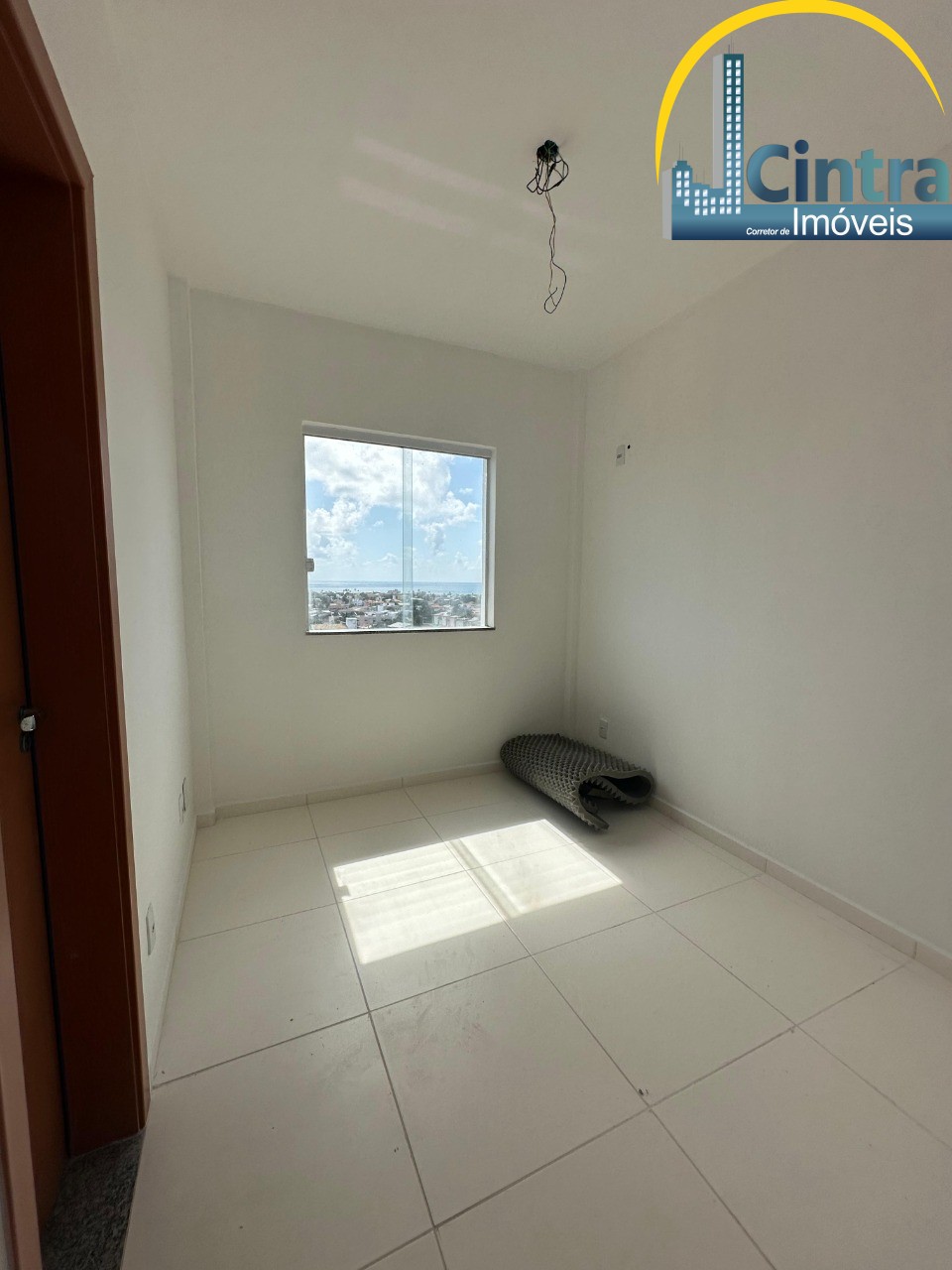 Apartamento à venda com 2 quartos, 110m² - Foto 7