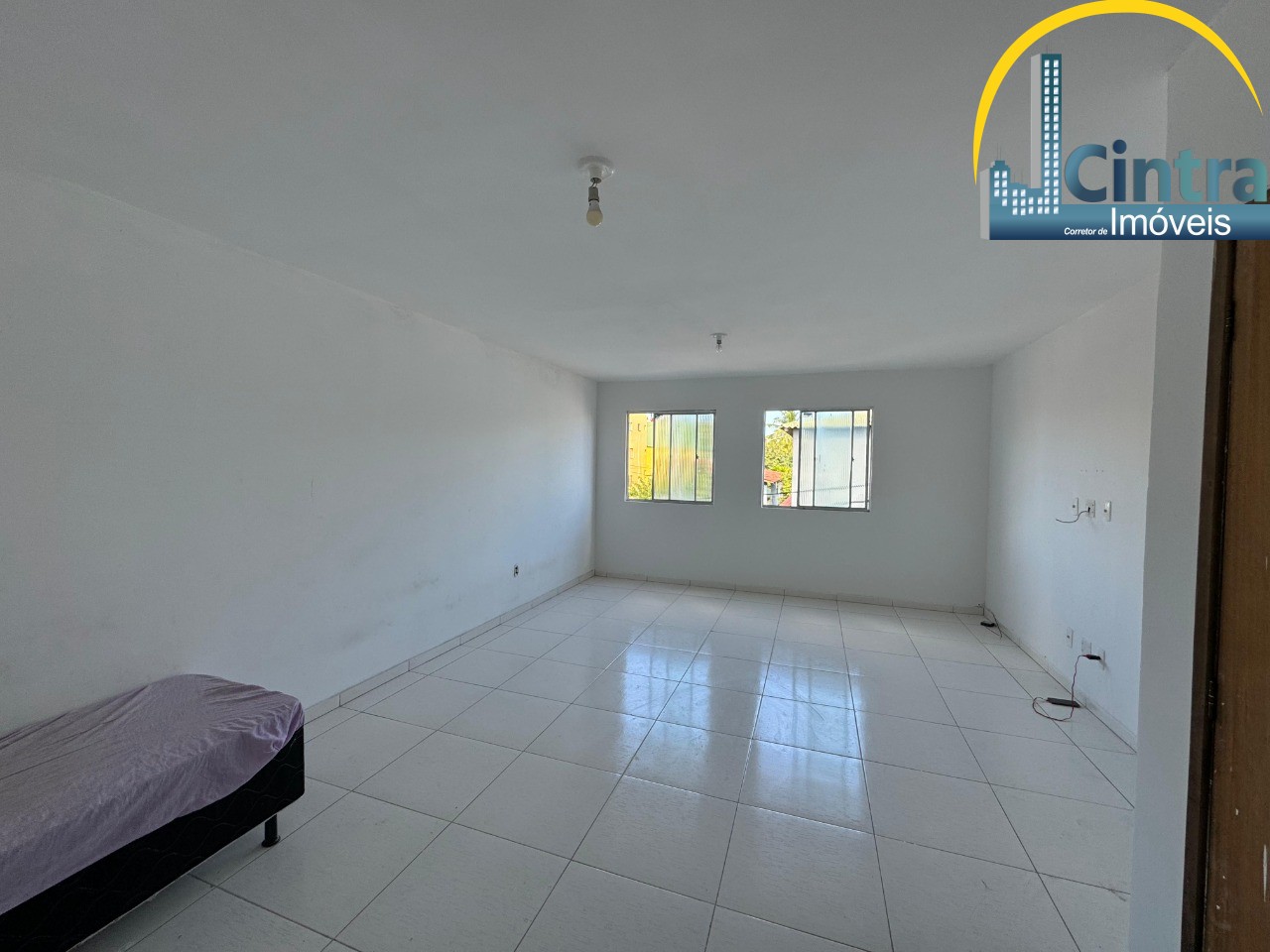 Apartamento à venda com 2 quartos, 85m² - Foto 4