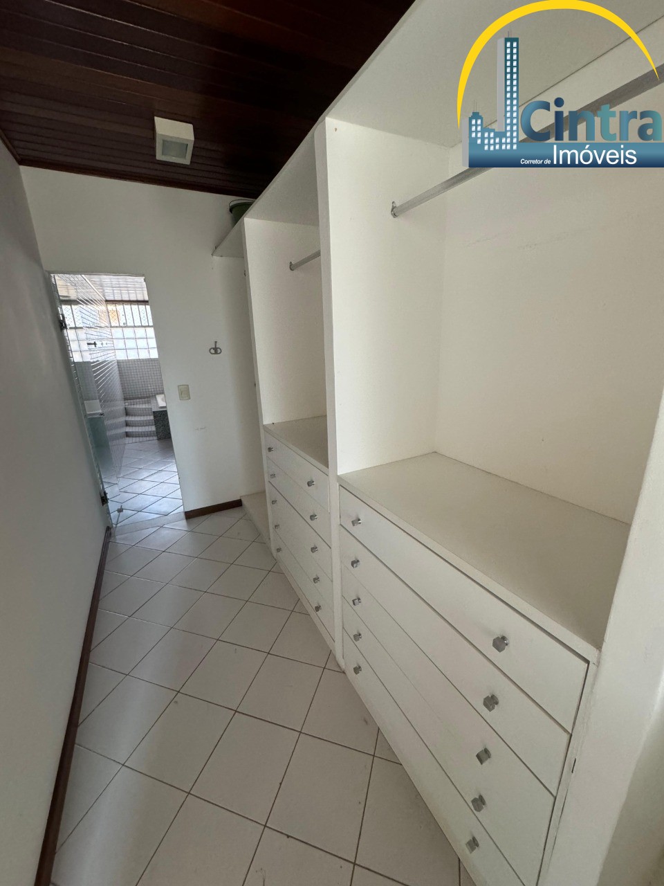 Casa de Condomínio à venda com 4 quartos, 260m² - Foto 42