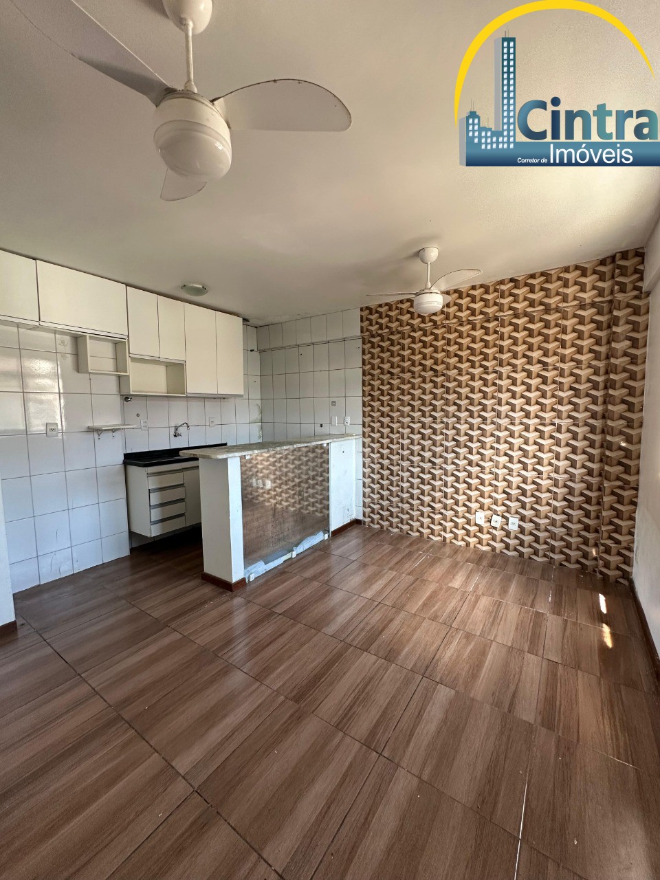 Apartamento à venda com 2 quartos, 65m² - Foto 1