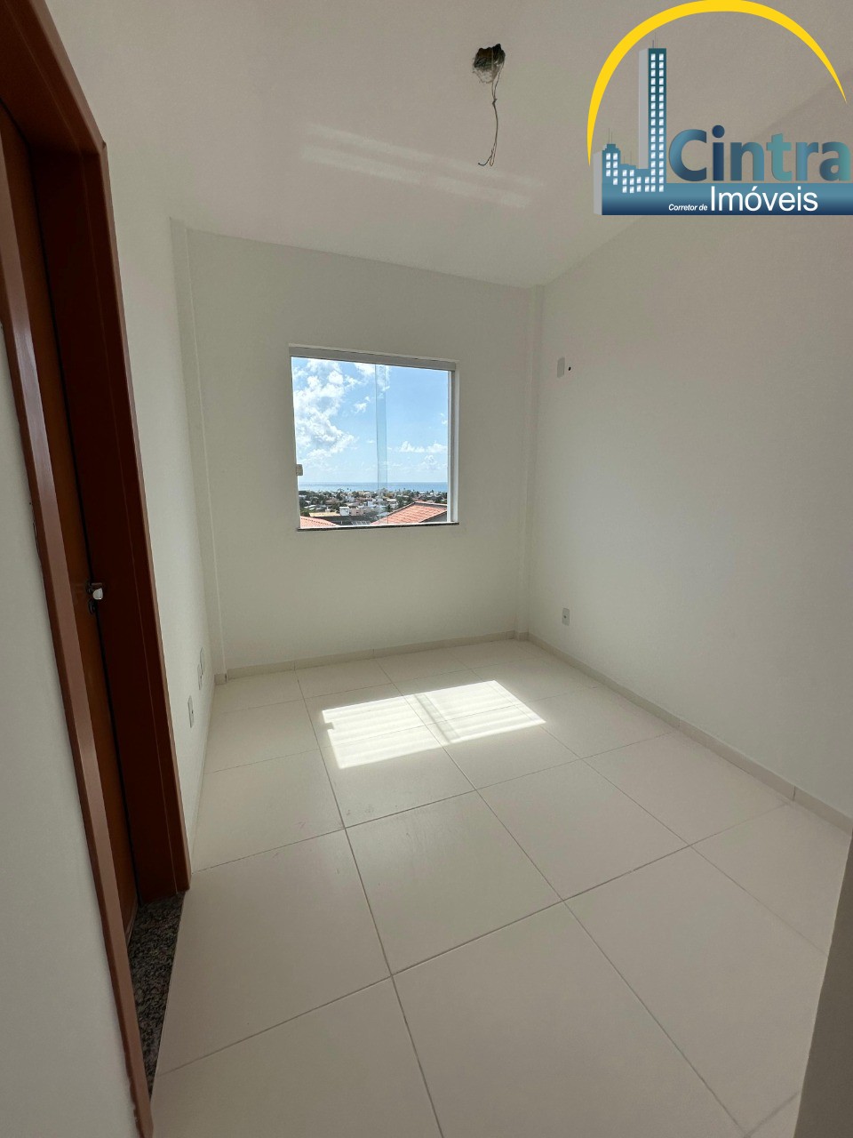 Apartamento à venda com 3 quartos, 140m² - Foto 3