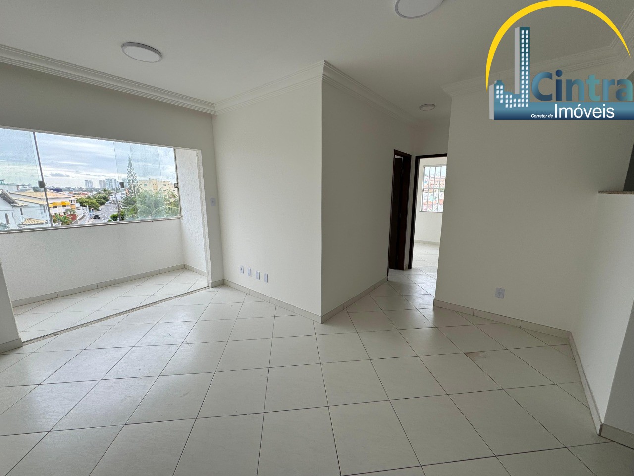 Apartamento à venda com 2 quartos, 60m² - Foto 1