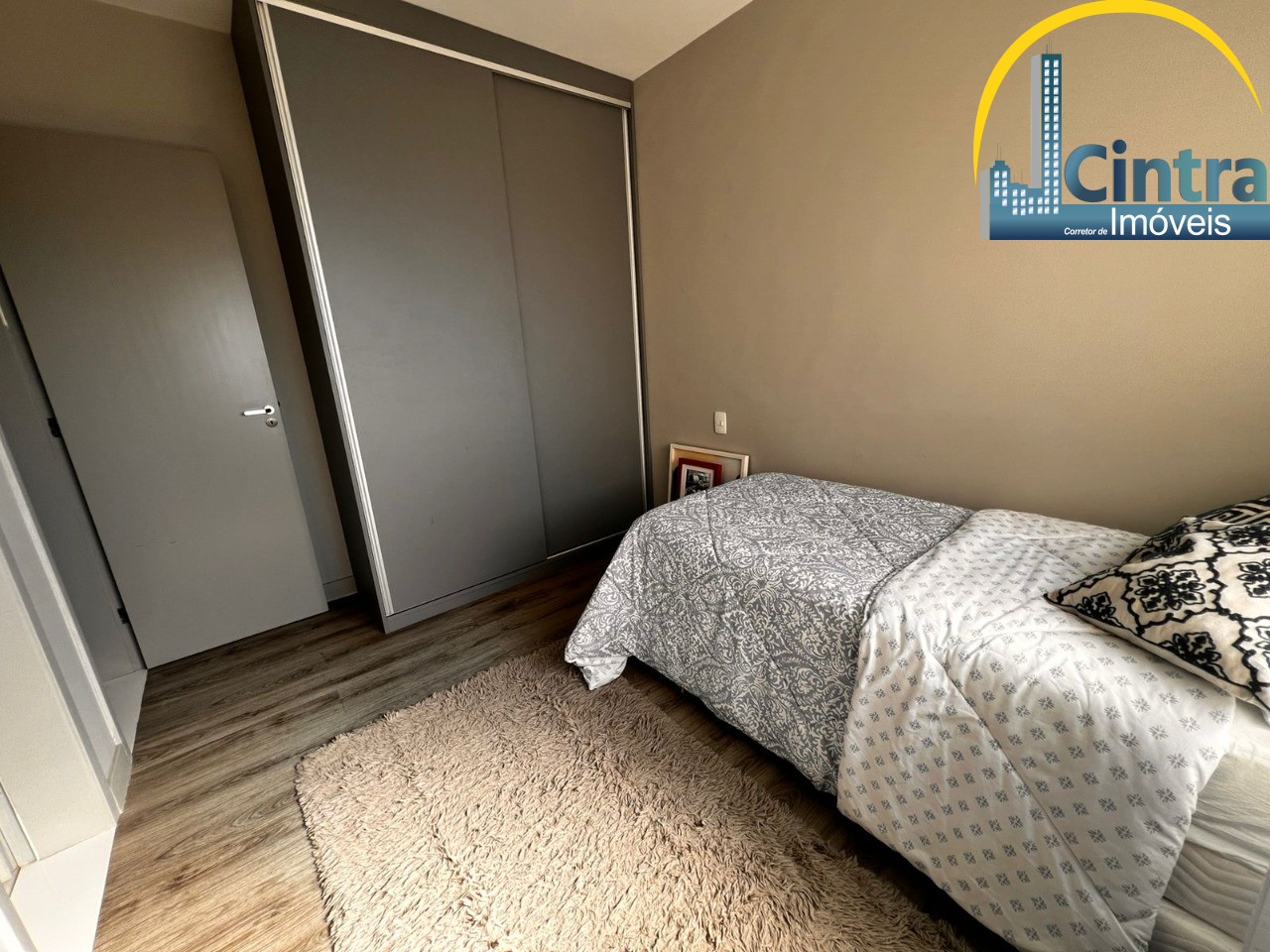 Apartamento à venda com 2 quartos, 89m² - Foto 2