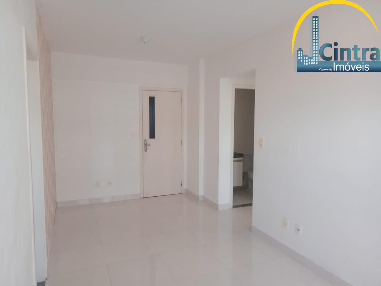 Apartamento à venda com 2 quartos, 70m² - Foto 9