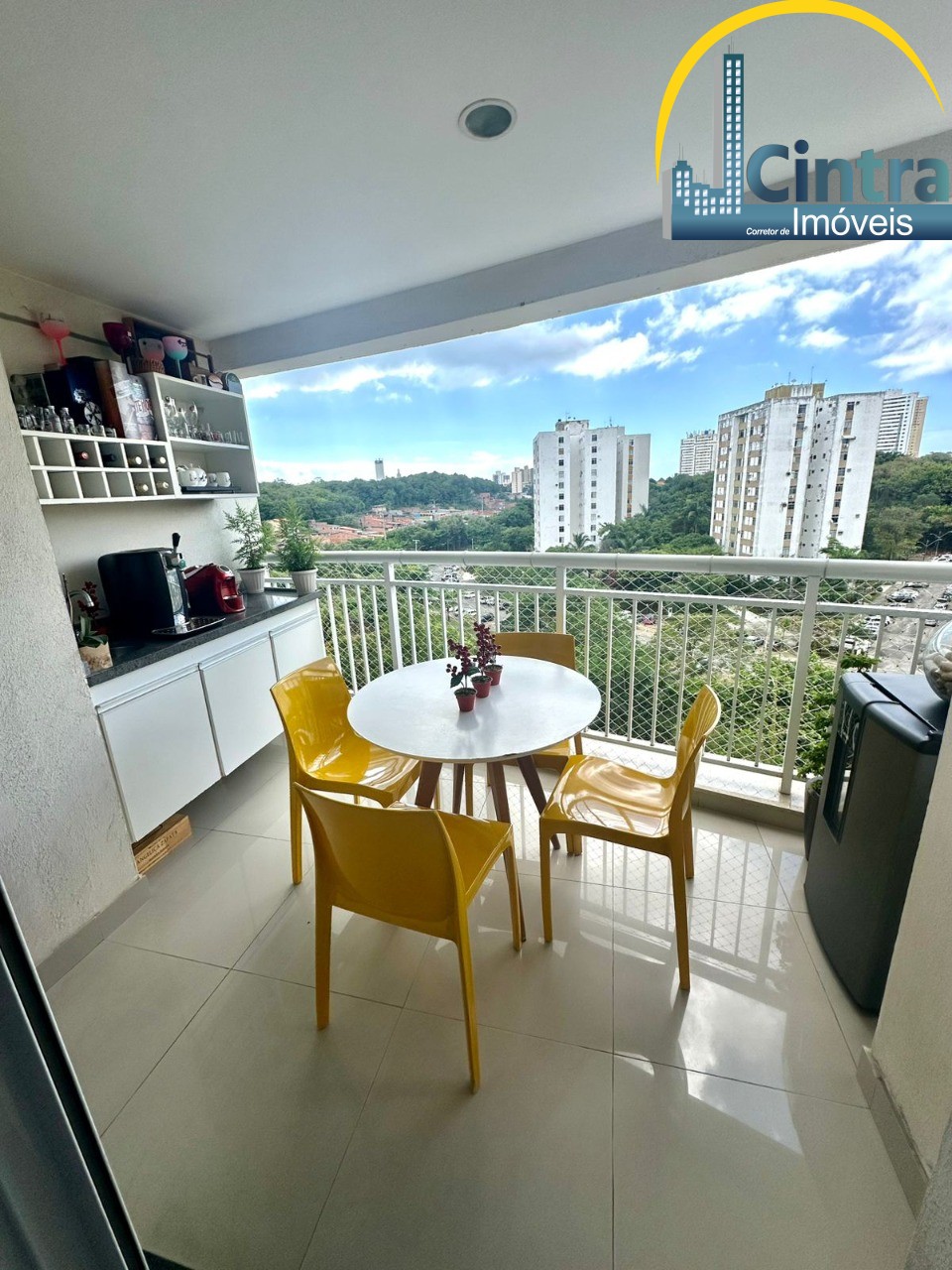 Apartamento para alugar com 2 quartos, 75m² - Foto 2