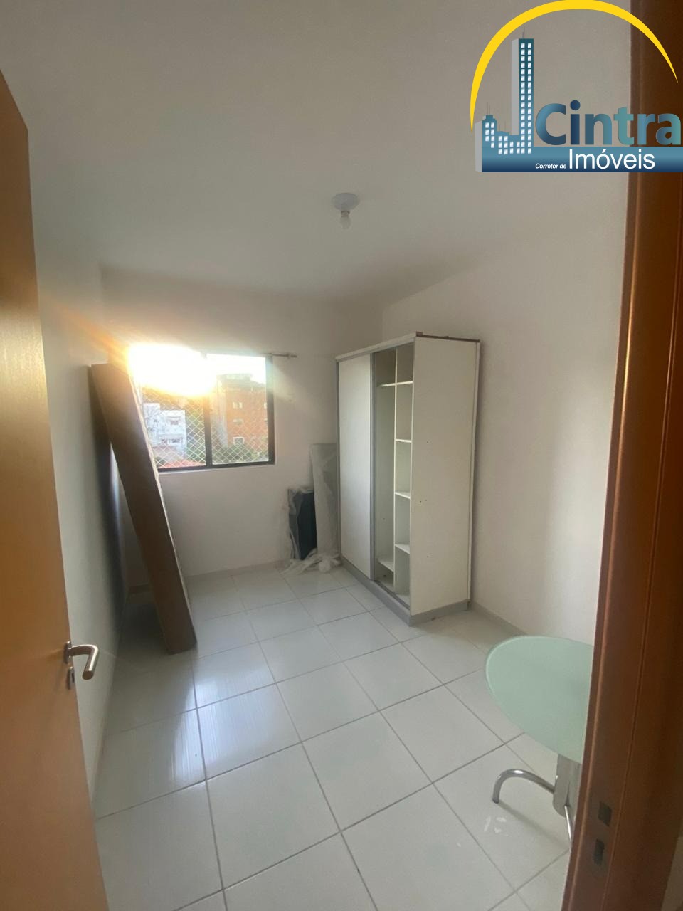 Apartamento para alugar com 2 quartos, 60m² - Foto 2