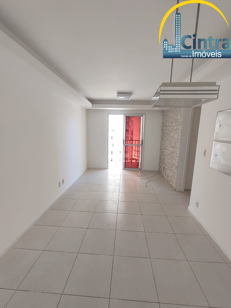 Apartamento à venda com 3 quartos, 69m² - Foto 1