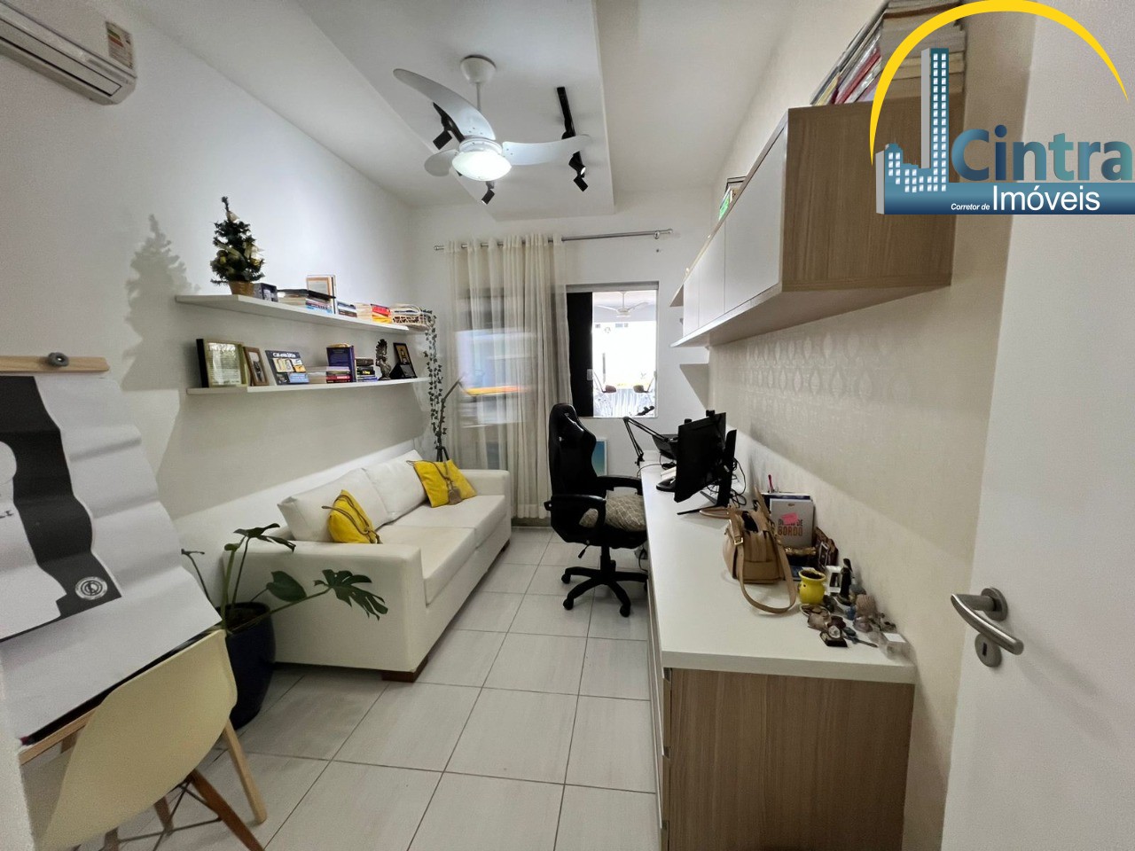 Casa de Condomínio à venda com 4 quartos, 325m² - Foto 9