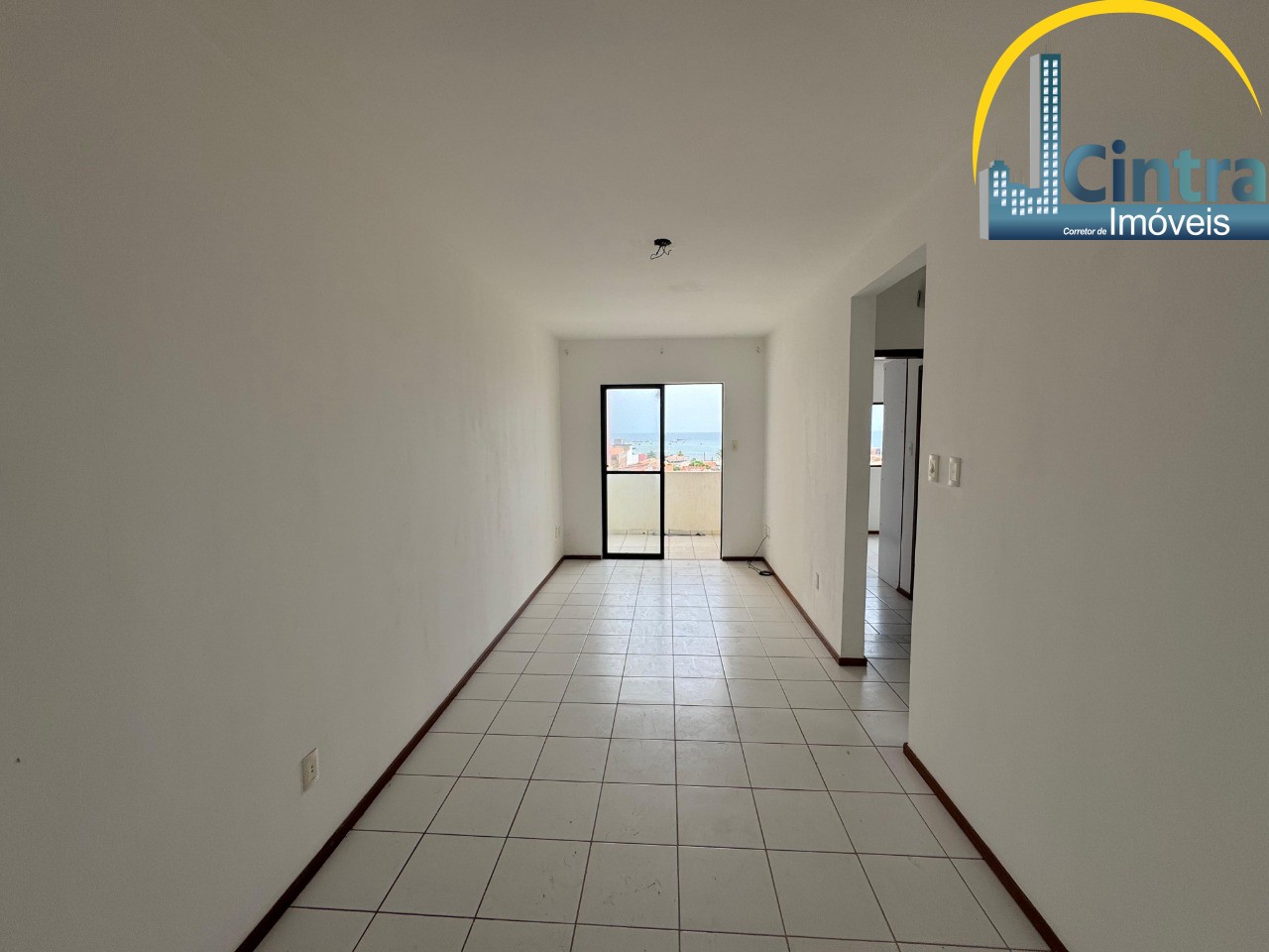 Apartamento à venda com 2 quartos, 69m² - Foto 1