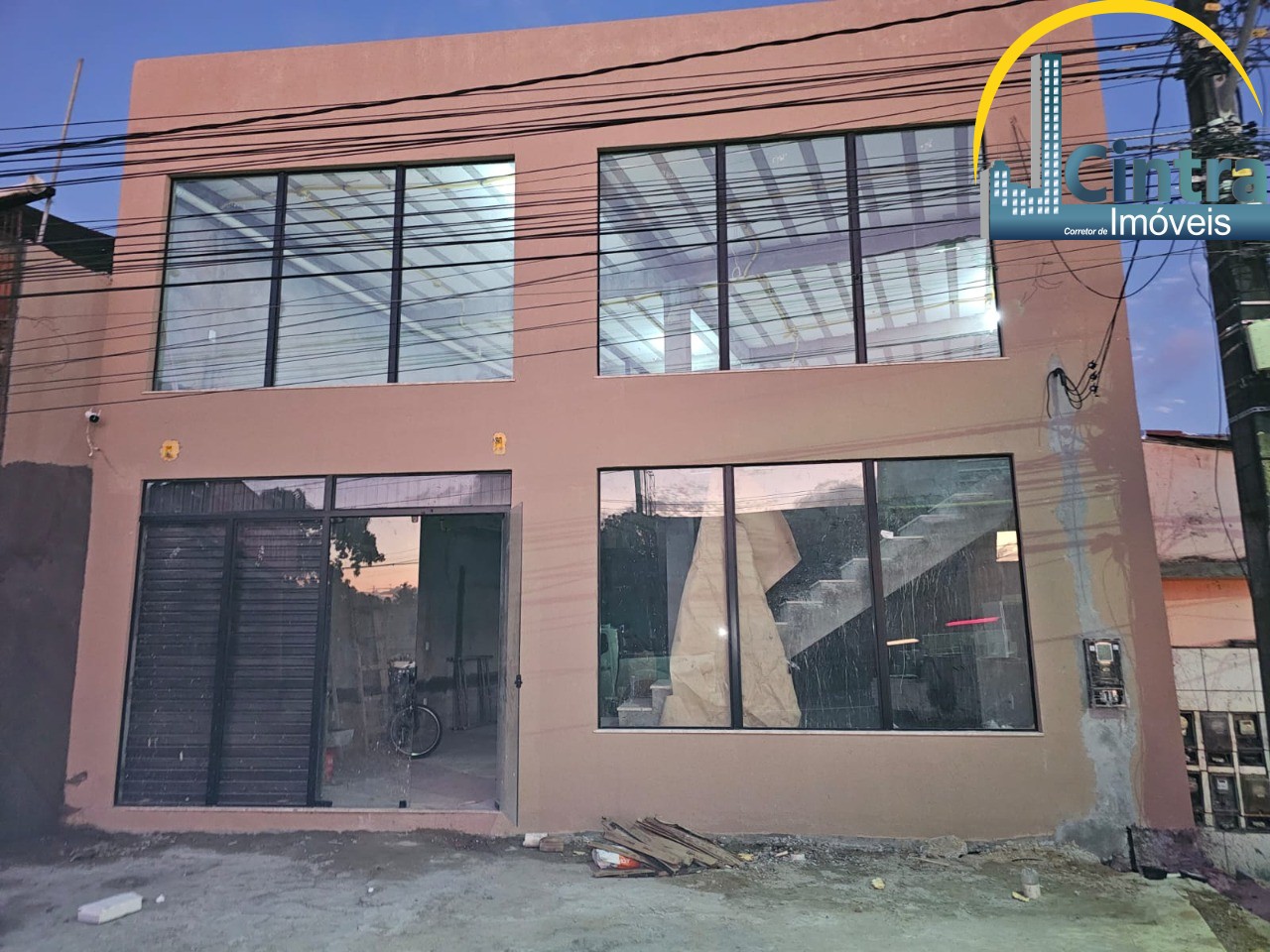 Loja-Salão, 180 m² - Foto 1