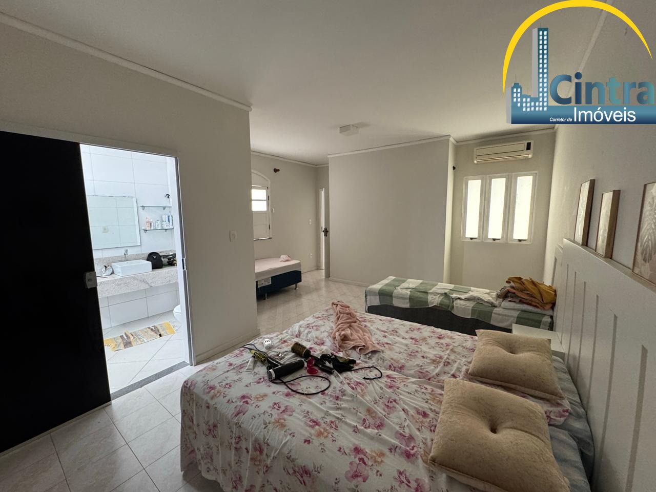 Casa, 5 quartos, 210 m² - Foto 37