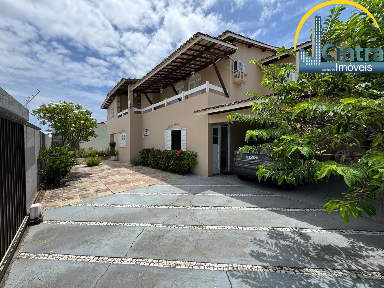 Casa, 5 quartos, 210 m² - Foto 2