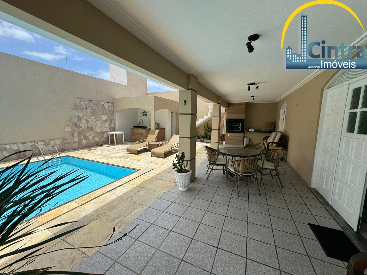 Casa, 5 quartos, 210 m² - Foto 7