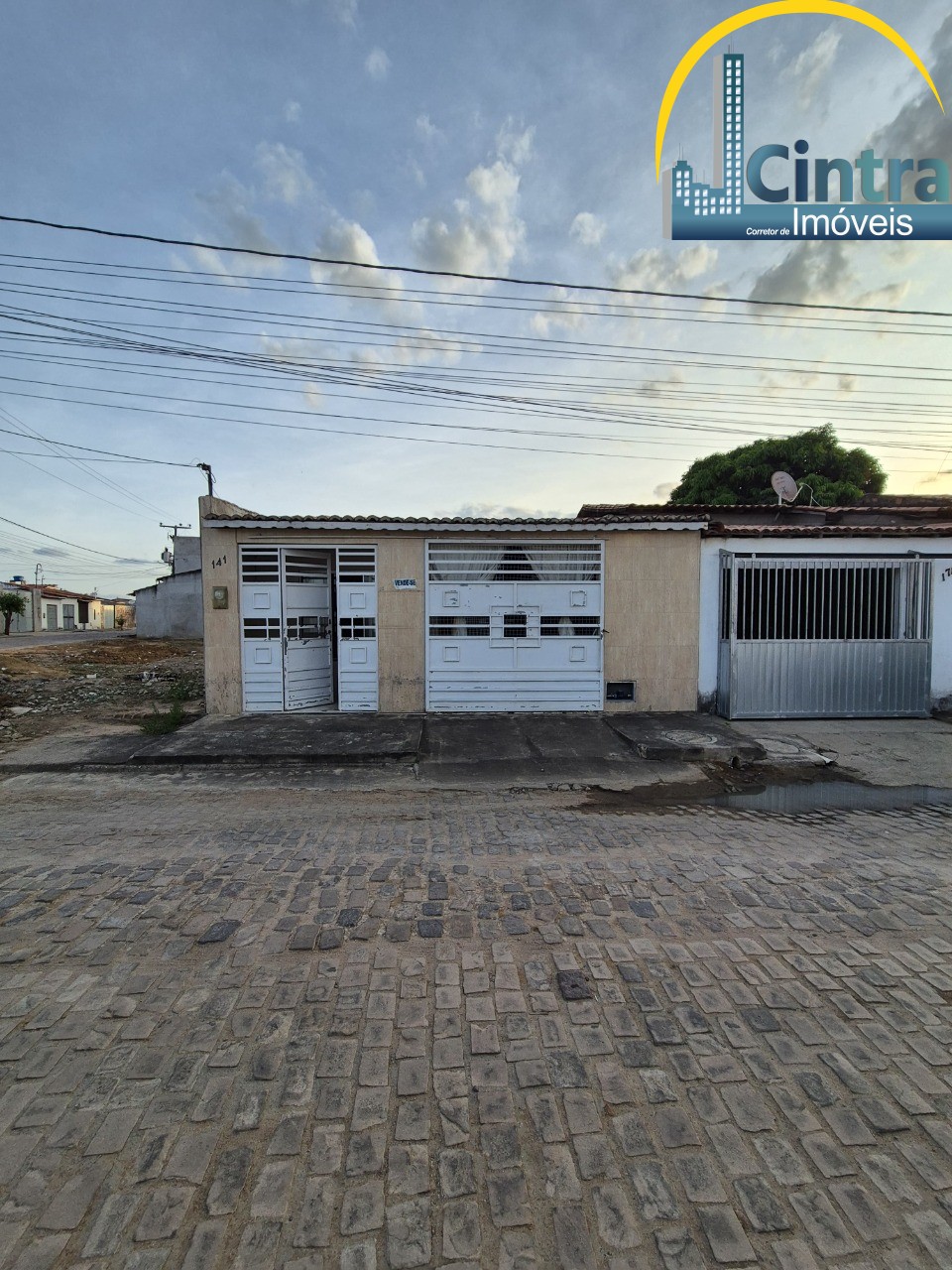 Casa, 3 quartos, 220 m² - Foto 1