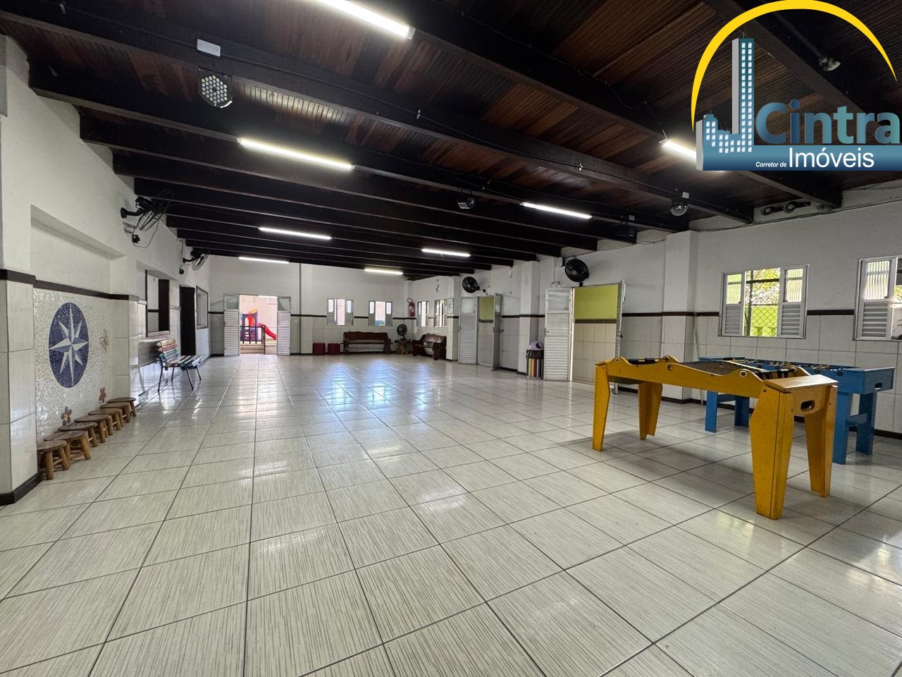 Prédio Inteiro, 1000 m² - Foto 1
