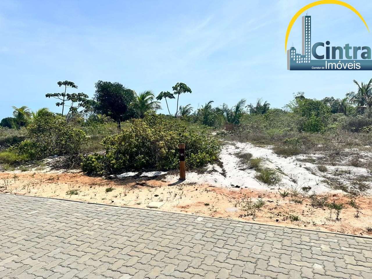 Loteamento e Condomínio, 800 m² - Foto 1