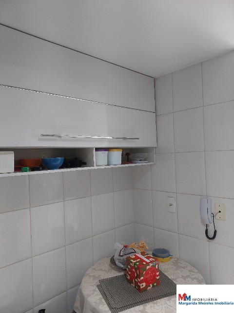 Apartamento à venda com 3 quartos, 85m² - Foto 12