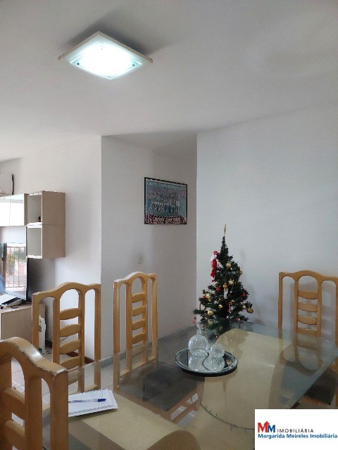 Apartamento à venda com 3 quartos, 85m² - Foto 2